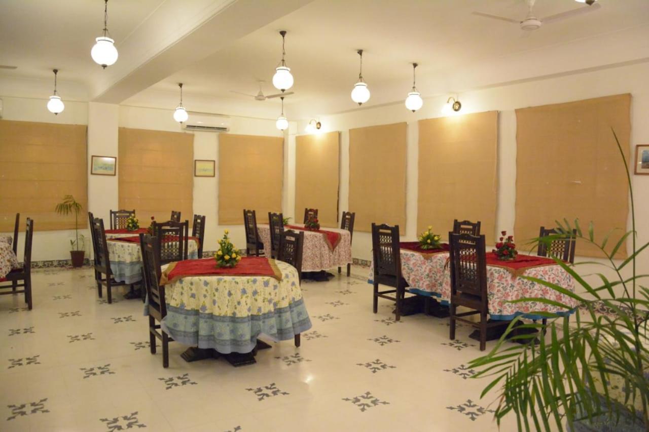 Heritage Khandwa Haveli Jaipur Ngoại thất bức ảnh